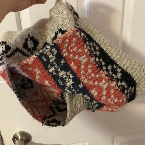 *NEW* American Eagle Knit Wrap Scarf - Picture 2 of 6